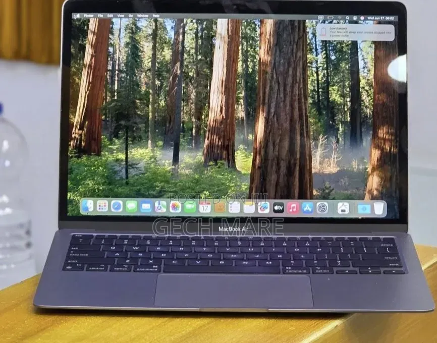 New Laptop Apple MacBook Air 2020 M1 8GB Intel SSD 256GB