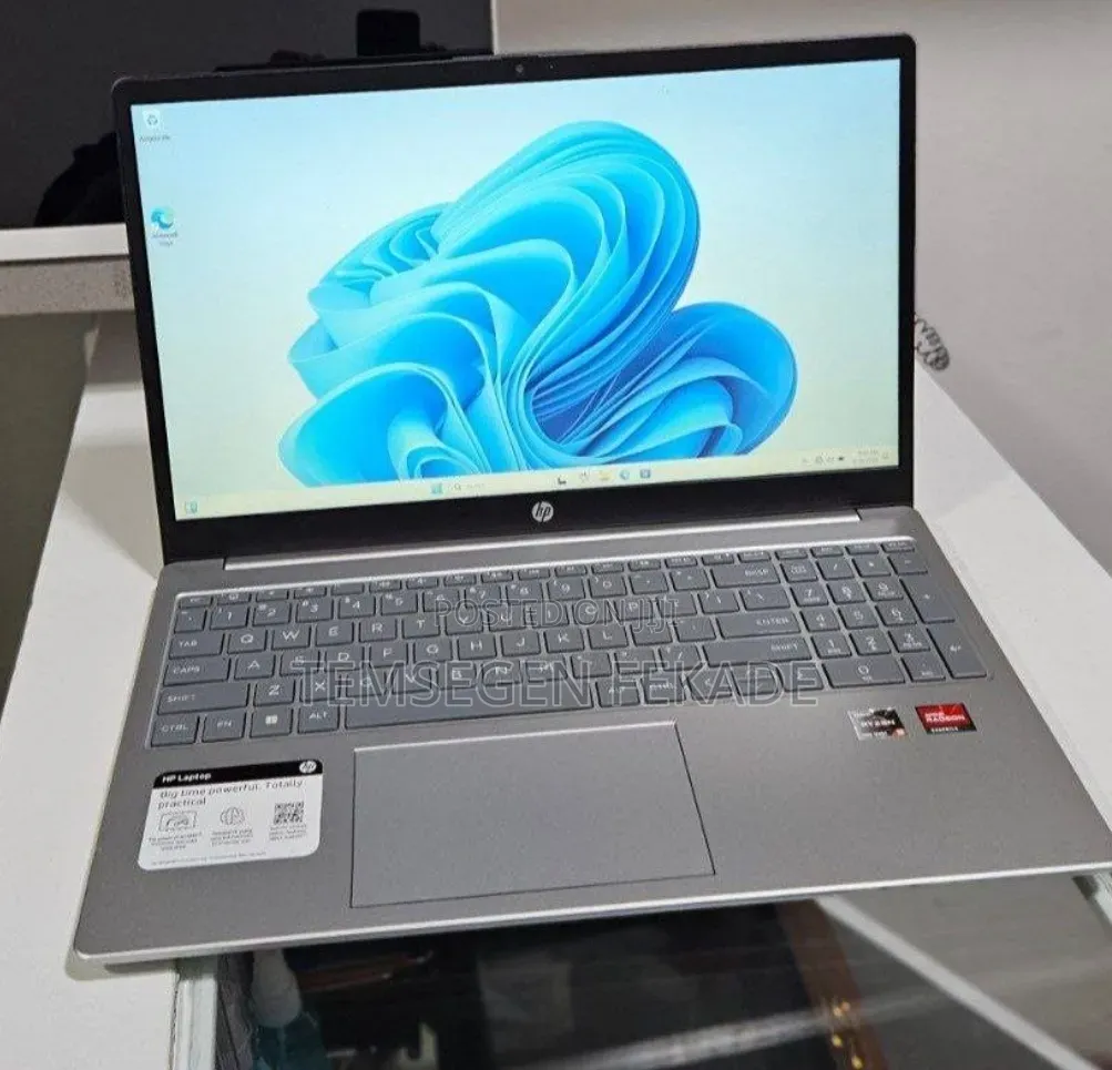 New Laptop HP Stream Notebook 16GB AMD Ryzen 5 SSD 256GB