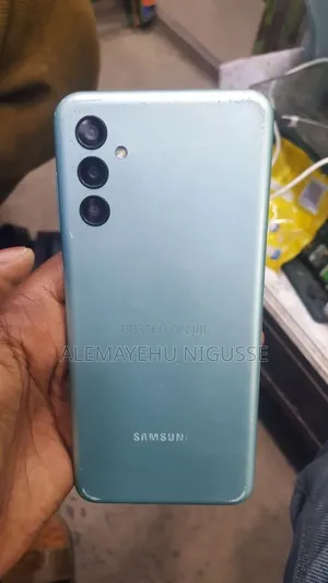 Samsung Galaxy M13 64 GB Blue