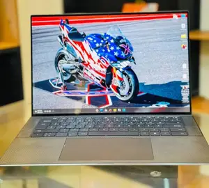 New Laptop Dell Precision 5560 16GB Intel Core i7 SSD 512GB