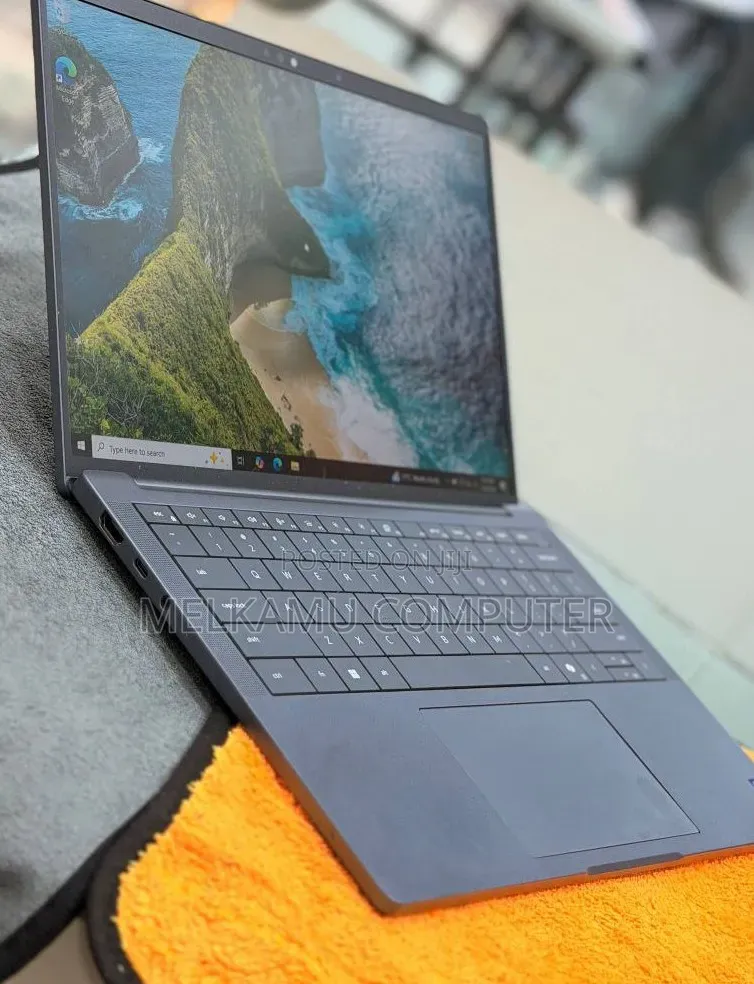 New Laptop Dell Pro 14 16GB Intel Core Ultra 5 SSD 256GB