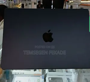 New Laptop Apple MacBook Air 2025 M4 16GB Apple M4 SSD 256GB