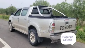Toyota Hilux 2007 Silver