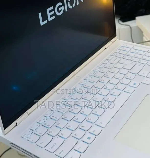 New Laptop Lenovo 16GB Intel Core i9 SSD 1T