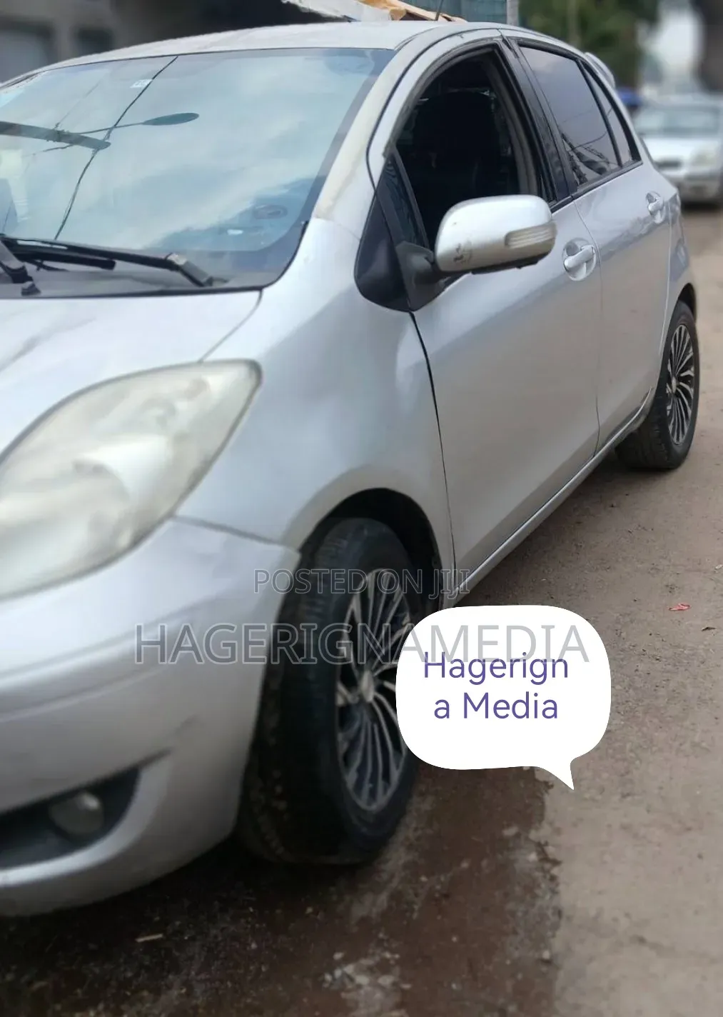 Toyota Yaris 2010 Silver
