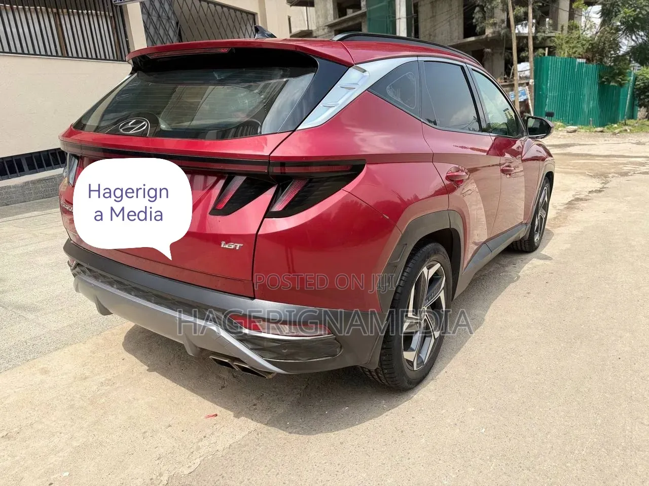 Hyundai Tucson 2022 Red