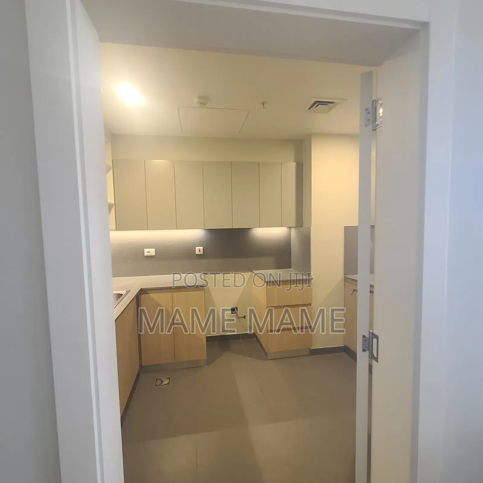3bdrm Apartment in Addis Abeba, Bole for rent