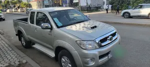 Toyota Hilux 2011 Silver