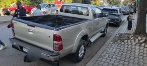 Toyota Hilux 2011 Silver