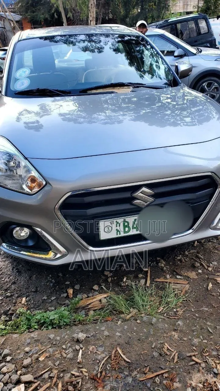 Suzuki Dzire 2022 Silver
