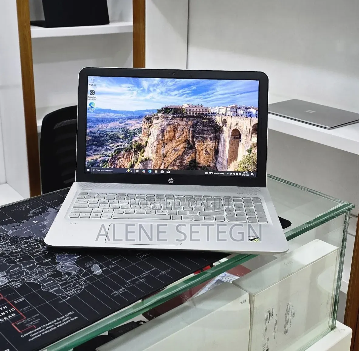 New Laptop HP Envy 6 12GB Intel Core i5 HDD+SSD 128GB
