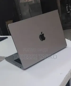 New Laptop Apple MacBook Pro 2021 M1 32GB Apple M1 Pro SSD 512GB