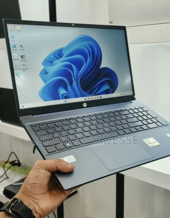 New Laptop HP Pavilion 15 16GB Intel Core i7 SSD 512GB
