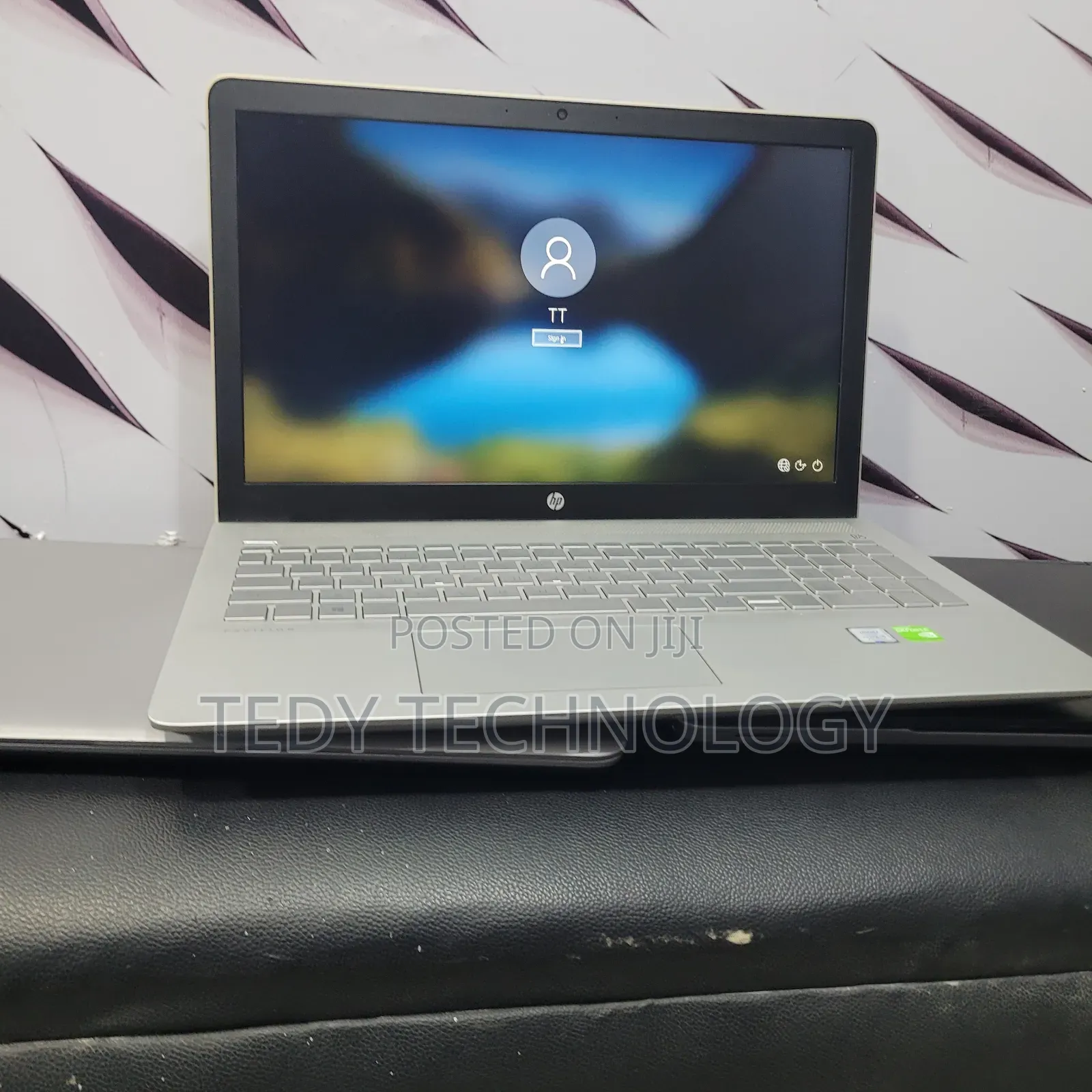 New Laptop HP Pavilion 15 8GB Intel Core i5 SSD 512GB