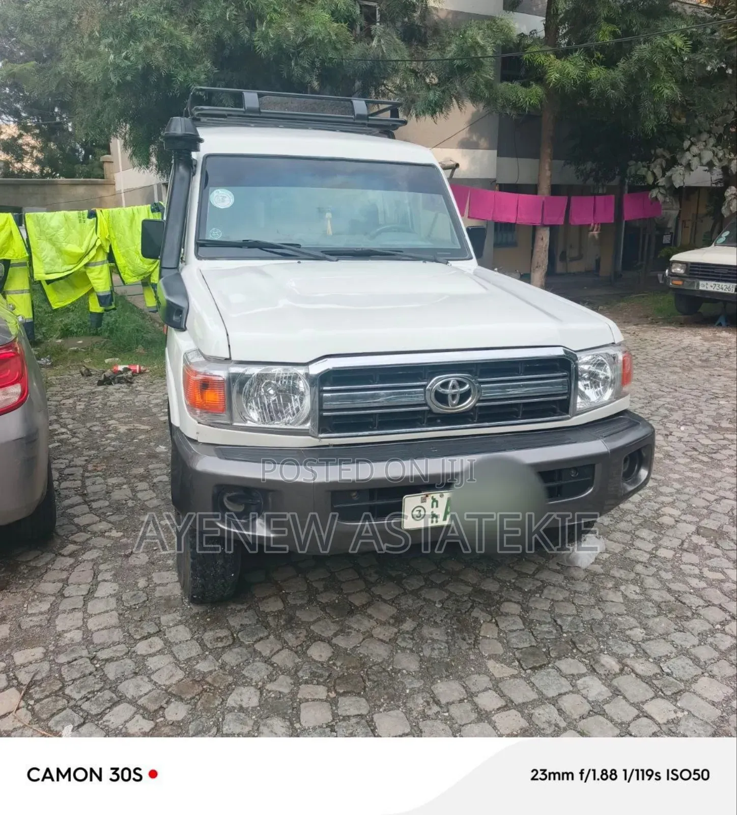 Toyota Land Cruiser 2013 White