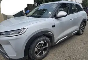 BYD Yuan Up 2025 Ivory
