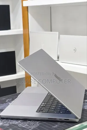 New Laptop Apple MacBook Pro 2021 M1 Max 64GB Apple M1 Max SSD 1T