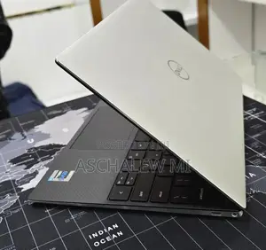 New Laptop Dell XPS 13 16GB Intel Core i7 SSD 512GB