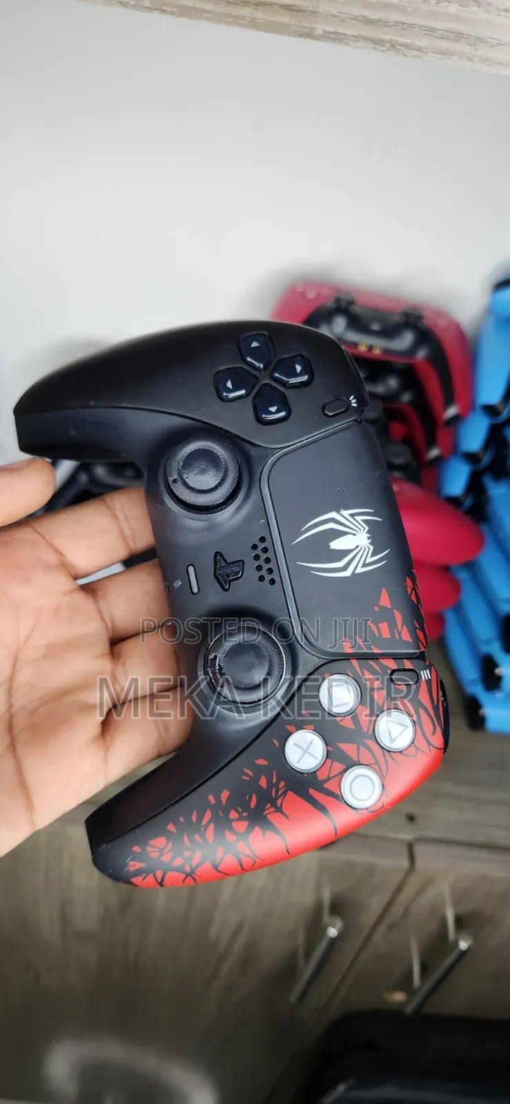 PS5 DualSense Controller