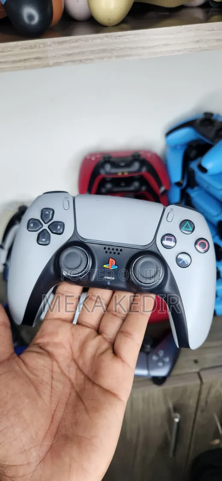 PS5 DualSense Controller