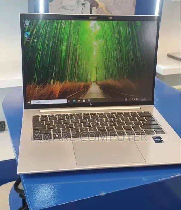 New Laptop HP EliteBook 840 G10 16GB Intel Core i7 SSD 512GB