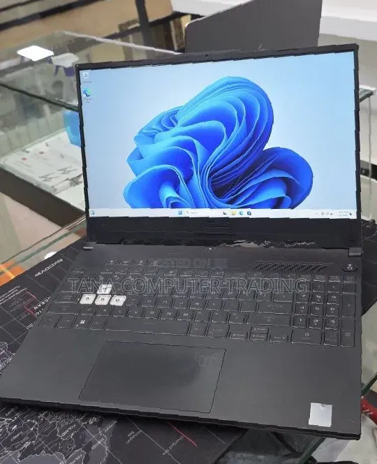 New Laptop Asus TUF Dash F15 16GB Intel Core i7 SSD 512GB