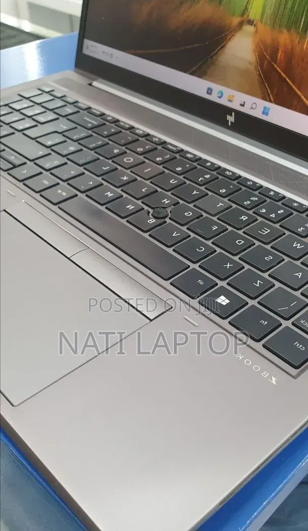 New Laptop HP ZBook 15 16GB Intel Core i7 SSD 512GB
