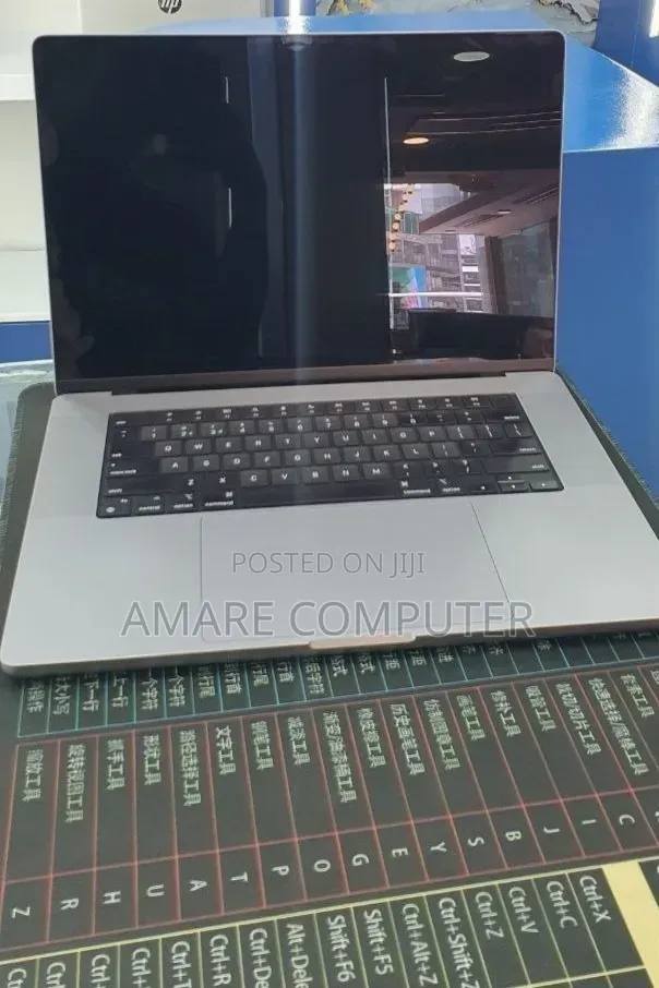 New Laptop Apple MacBook Pro 2021 M1 Max 32GB Apple M1 Max SSD 1T