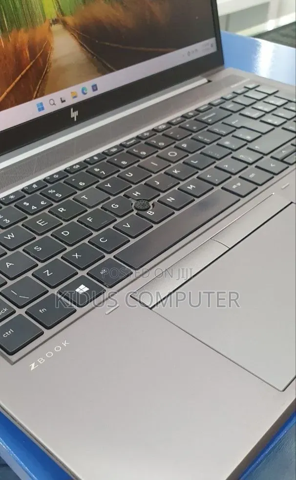 New Laptop HP ZBook Fury 15 G8 16GB Intel Core i7 SSD 512GB