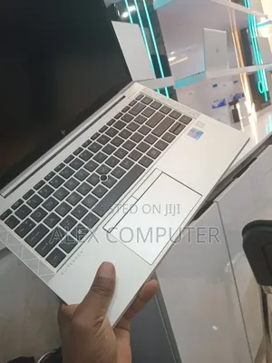 New Laptop HP EliteBook 840 G8 16GB Intel Core i7 SSD 512GB