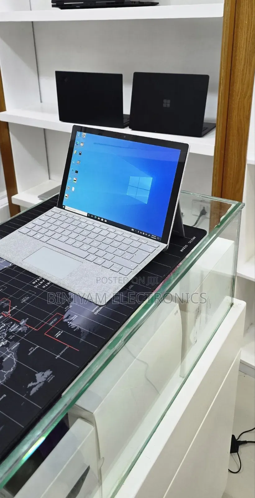 New Laptop Microsoft Surface Pro 7 16GB Intel Core i5 SSD 256GB