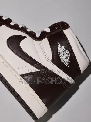 Air Jordan 1 Retro High OG "Baroque Brown /Sail
