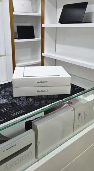New Laptop Apple MacBook Air 2026 M5 16GB Apple M5 SSD 512GB