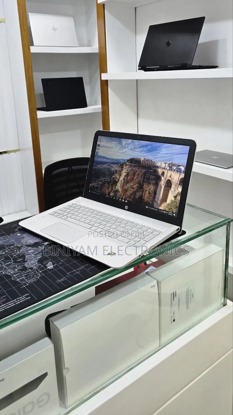 New Laptop HP Envy 15 12GB Intel Core i5 HDD+SSD 1T