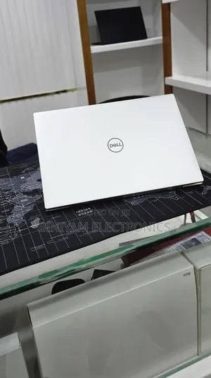 New Laptop Dell XPS 13 16GB Intel Core i7 SSD 512GB