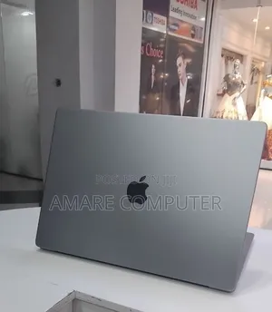 New Laptop Apple MacBook Pro 2021 M1 32GB Apple M1 Pro SSD 1T