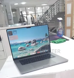 New Laptop Apple MacBook Pro 2021 M1 32GB Apple M1 Pro SSD 1T