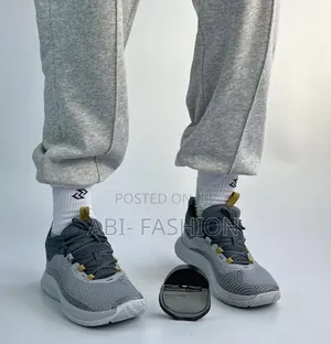 Under Armour Curry HOVR Splash "Mod Grey/Pitch Grey