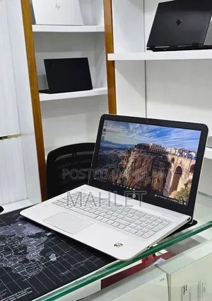 New Laptop HP Envy 15 12GB Intel Core i5 HDD 128GB