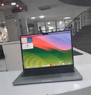 New Laptop Apple MacBook Pro 2021 M1 32GB Apple M1 Pro SSD 512GB