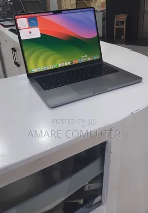 New Laptop Apple MacBook Pro 2021 M1 32GB Apple M1 Pro SSD 512GB