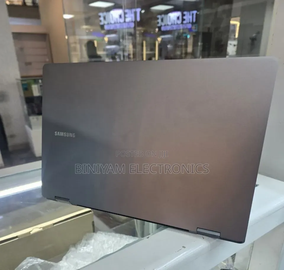 New Samsung Galaxy Book3 Pro 360 16" 16GB Intel Core Ultra 7 SSD 512GB