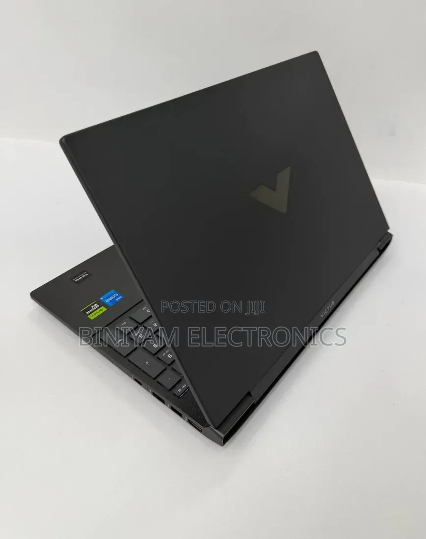 New Laptop HP Victus 15 16GB Intel Core i5 SSD 512GB