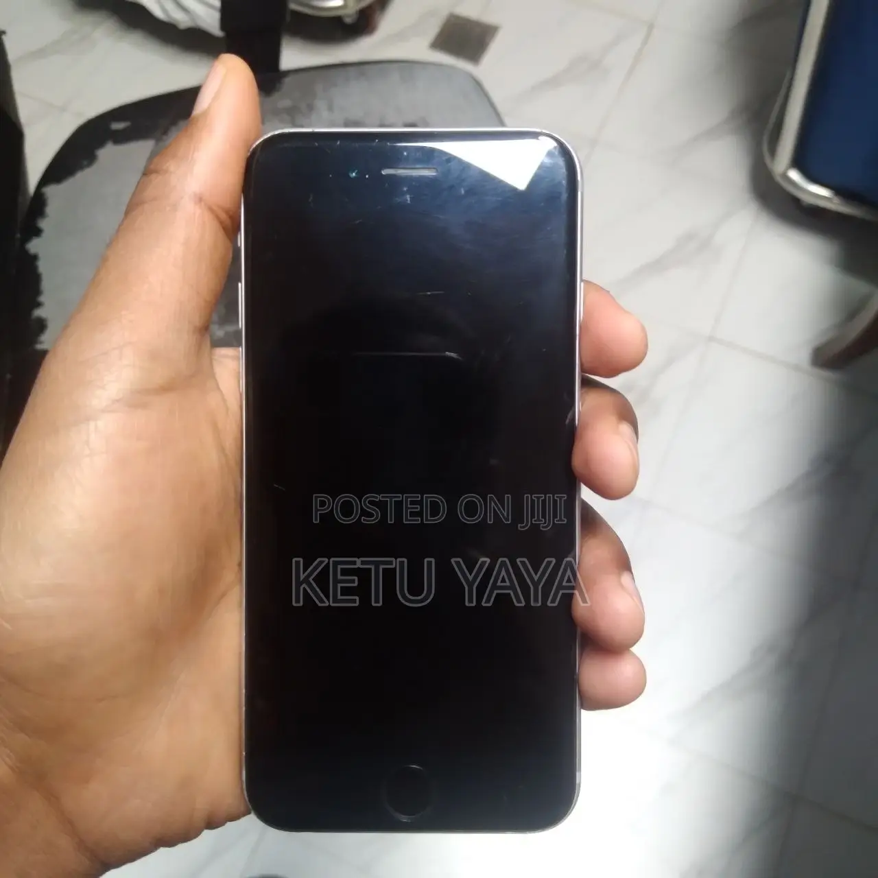 Apple iPhone 6s 32 GB Black
