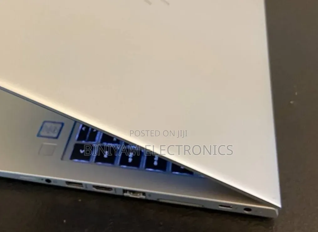 New Laptop HP EliteBook 840 G8 16GB Intel Core i7 SSD 512GB