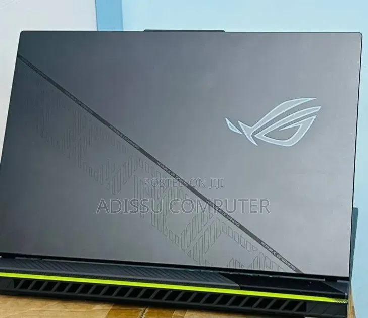 New Laptop Asus ROG Strix G15 16GB Intel Core i9 SSD 1T