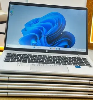 New Laptop HP ProBook 440 8GB Intel Core i3 SSD 256GB