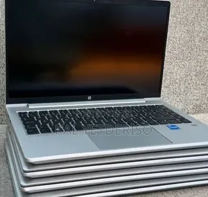 New Laptop HP ProBook 440 G10 8GB Intel Core i3 SSD 256GB