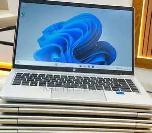 New Laptop HP ProBook 440 G10 8GB Intel Core i3 SSD 256GB