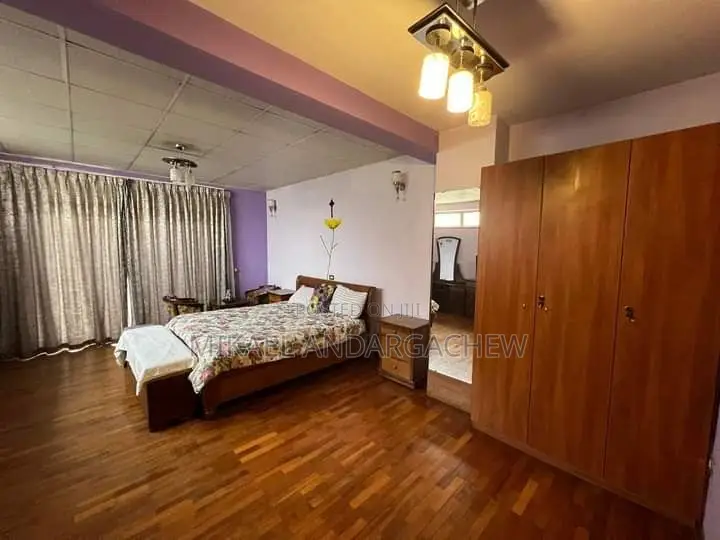 Furnished 4bdrm House in Kirkos for rent